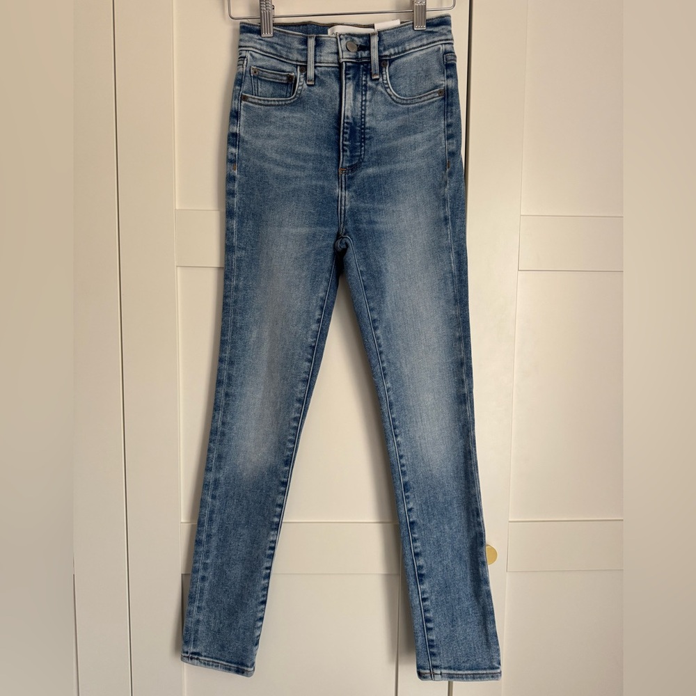 NWT Aritzia Denim Forum The Lola High Rise Skinny Crop Jeans Light Wash Size 23